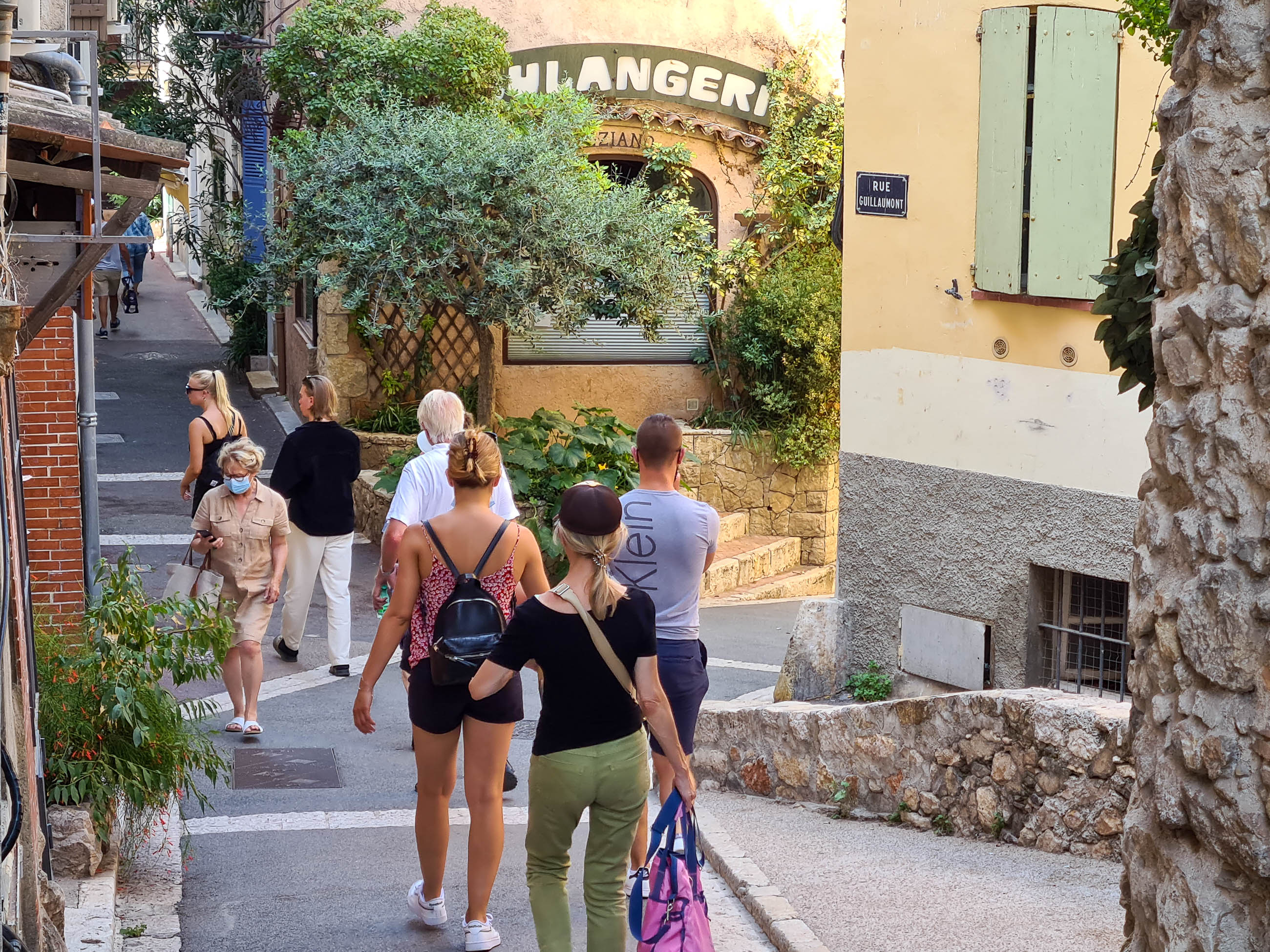 Rue de la Pompe Veziano Antibes
